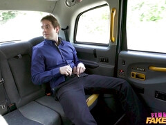 フェラチオ, 車, バック, デブ, 開帳, 手コキする, 熟年, オッパイの