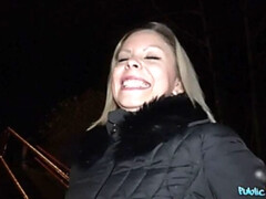 Amateur, Mamada, Engañando, Estilo perrito, Corridas faciales, Pajear, Al aire libre, Pov