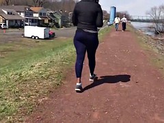 Noire, Noir ébène, Fétiche