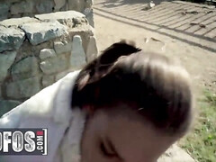 Pijpbeurt, Bruinharig, Sperma shot, Lul, Moeder die ik wil neuken, Gezichtspunt, Openbaar, Russisch