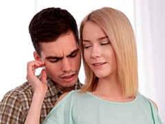 Grosse bite, Blonde, Sucer une bite, En levrette, Seins naturels, Petite femme, Adolescente, Nénés