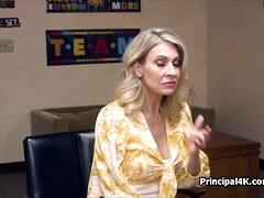 Enthousiasteling, Blond, Pijpbeurt, Hondjeshouding, Hardcore, Rijpe lesbienne, Moeder die ik wil neuken, Kantoor