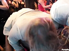 Брюнетки, Глубокая глотка, Фетиш, Группа, Хд, Пирсинг, Чулки, Тату