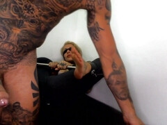 Grote mammen, Gebondenheid, Sperma, Diep in de keel, Lul, Hd, Tatoeage, Strak