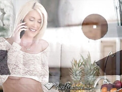 Blondine, Besamung, Hundestellung, Lingerie, Milf, Reiten, Rasiert, Titten