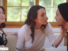 69, Brunette brune, Plantureuse, Poilue, Léchez, Petite femme, Chatte, Plan cul à trois