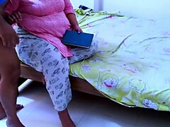 ぽっちゃり, デカ尻, 彼氏, イく瞬間, インド人, 生徒, 教師, ティーン