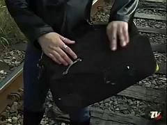 In den arsch, Tussi, Schwarz, Blondine, Braunhaarige, Fetisch, Interrassisch, Rotschopf