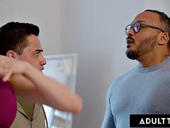 Morena, Atrapados, Cornudo, Pajear, Sexo duro, Madres para coger, Chupando, Tetas