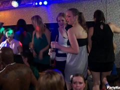 Amateur, Mamada, Cfnm, Bailar, Lamidas, Fiesta, Montar, Medias largas