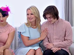 Mamada, Corrida, Cuadrupleta, Grupo, Lamidas, Lencería, Afeitado, Madrastra