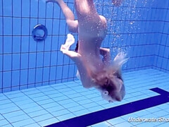 Badpak, Blond, Europees, Vrouw, Openbaar, Softcore pornografie, Alleen, Onderwater