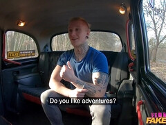Gros seins, Sucer une bite, Voiture, En levrette, Bâillonner, Hard, De plein air, Nénés