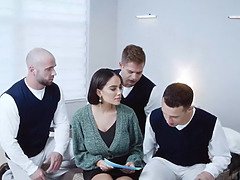 Bunny Fae & Venus Vixen Get Wild in a Cuckold Orgy