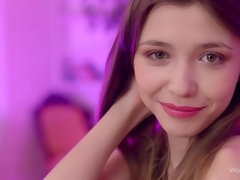 En levrette, Béant, Branlette thaïlandaise, Léchez, Masturbation, Culottes ou slips, Chatte, Adolescente