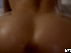 デカパイ, フェラチオ, イマラチオ, レディボーイ, ラティーナ, なめる, オマンコ, シーメール