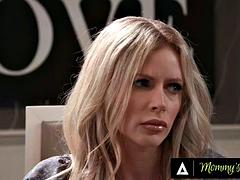 Большие сиськи, Блондинки, Групповуха, Милф, Трусики, Молоденькие