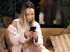 18 años, Cunnilingus, Penetracion con dedos, Sexo duro, Lesbiana, Lamidas, Estrella porno, Coño