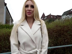 Grosse titten, Blondine, Hundestellung, Milf, Orgasmus, Öffentlich, Realität, Dürr