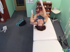 Amateur, Sucer une bite, Médecin, En levrette, Doigter, Léchez, Infirmière, Uniforme