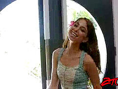 Blasen, Braunhaarige, Spermaladung, Papi, Aufs gesicht abspritzen, Zierlich, Jungendliche (18+)