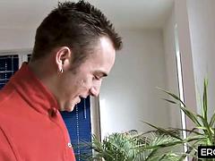 Enthousiasteling, Grote mammen, Pijpbeurt, Sperma shot, Flashing, Hardcore, Moeder die ik wil neuken, Tieten likken