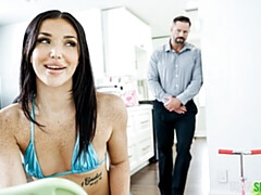 Grote kont, Grote lul, Pijpbeurt, Bruinharig, Hondjeshouding, Natuurlijke tieten, Tiener, Tieten likken