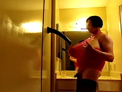 Grote mammen, Pijpbeurt, Shemale, Roken, Tieten likken, Speelgoed