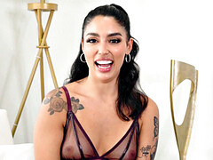 18 ans, Sucer une bite, Brunette brune, Queue, Pov, Adolescente