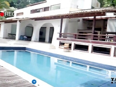 Tetas grandes, Rubia, Interracial, Tetas naturales, Piscina, Pov, Tatuaje, Tetas