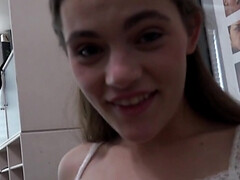 Chica, Morena, Corrida, Penetracion con dedos, Hd, Casero, Pov, Adolescente