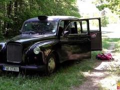 ブロンド, フェラチオ, 巨乳な, 車, ハードコア, なめる, オマンコ, 三人