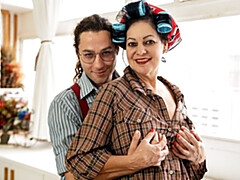 Beso negro, Tetas grandes, Extremo, Penetracion con dedos, Lamidas, Mamá, Realidad, Sexo fuerte