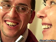 Tetona, Checa, Abuelita, Sexo duro, Hd, Enorme, Realidad, Trio