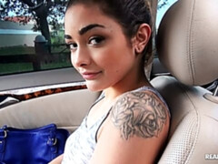 Amateur, Culo, Mamada, Morena, Pajear, Pov, Tatuaje, Adolescente