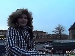 Любители, Брюнетки, Чешки, На публике, Реалити, Молоденькие, Подглядывание