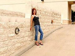 18 jaar, Grote kont, Grote lul, Pijpbeurt, Hondjeshouding, Natuurlijke tieten, Tiener, Tieten likken