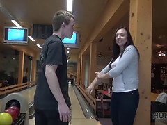 Beauté, Femme couguar, Cocu, Européenne, Masturbation, Mère que j'aimerais baiser, Maman, Pov