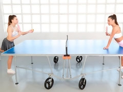 指いじり, キス, レズビアン, オマンコ, スポーツ, ストリッピング, タトゥー, ティーン