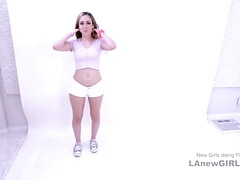 18 jahre, Leie, Arschlecken, Vorstellungsgespräch, Braunhaarige, Handjob, Muschi, Jungendliche (18+)