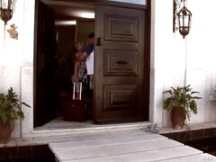 Blondine, Vollbusig, Kehlenfick, Hd, Lesbisch, Milf, Natürlich, Flotter dreier