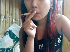 Cigarello, hot smoking, smoking asian