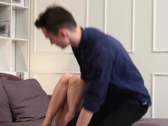 Lovesome teenie gapes yummy slit and loses virginity220UVN