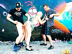 デカ尻, デカチン, デカパイ, バック, 淫乱熟女, お金, アウトドア, 三人