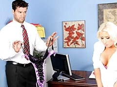 Большая жопа, Большой член, Большие сиськи, Блондинки, Минет, Собачьи, Милф, В офисе