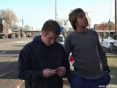 Brunette brune, Tir de sperme, Branlette thaïlandaise, Mère que j'aimerais baiser, Plan cul à trois