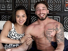 Большой член, Минет, Брюнетки, Собачьи, Натуральные сиськи, Тощие, Молоденькие, Сиськи