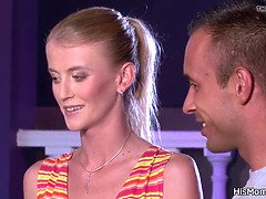 Kont, Mooi, Blond, Oudere vrouw, Lesbisch, Moeder die ik wil neuken, Kut duiken, Stiefmoeder