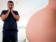 Gros cul, Noire, Blonde, En levrette, Branlette thaïlandaise, Massage, Mère que j'aimerais baiser, Tatouage