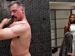 Grosse bite, Noire, Sucer une bite, Noir ébène, Poilue, Interracial, Massage, Huilée